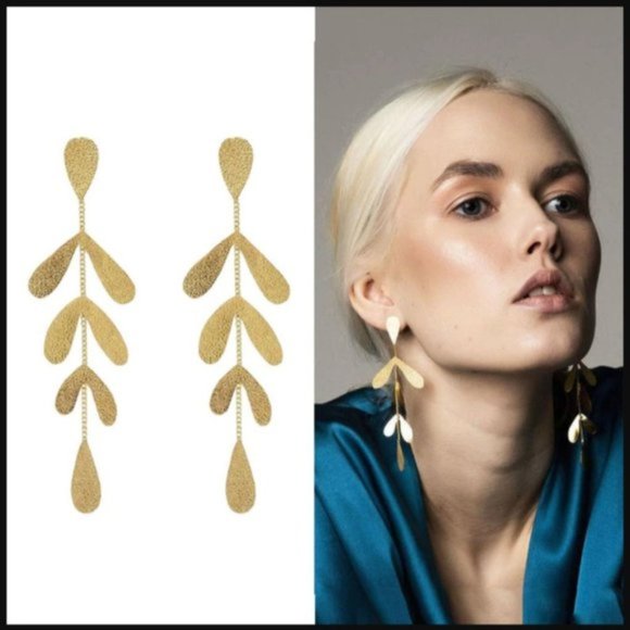 ♡Gold♡ Heart leaves earrings!♡ - Picture 1 of 5